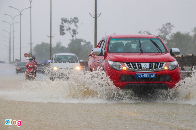 Hà Nội trở lạnh, miền Trung mưa lớn-1