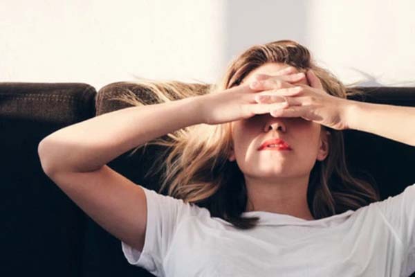 Kết hôn 5 năm không có con, chồng không bỏ rơi tôi, lúc bố chồng bị bệnh nằm viện, tôi mới biết mình ngốc thế nào-2