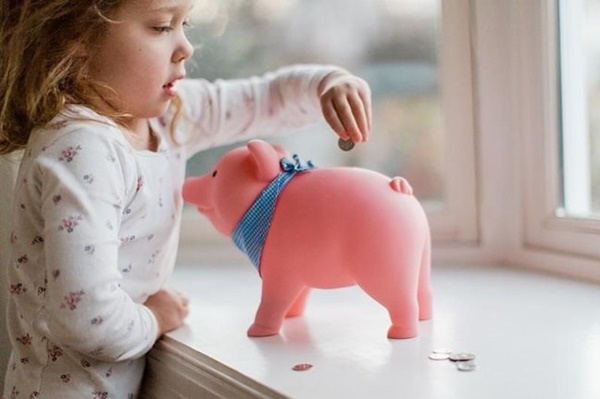9 bài học về tiền bạc cha mẹ nên dạy trẻ từ sớm-1