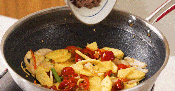 Công thức xào bắp bò chua cay siêu ngon, ăn không bị ngán lại đảm bảo lạ miệng và tốn cơm trong ngày mưa lạnh-9