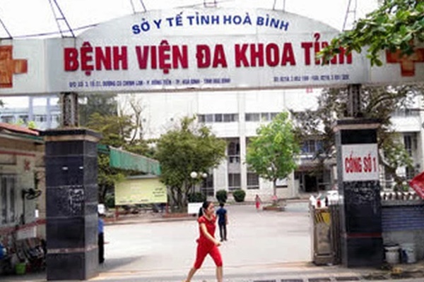 Bệnh nhân đột ngột tử vong khi mổ xoang tại bệnh viện: Giám đốc Sở Y tế Hoà Bình nói gì?-1