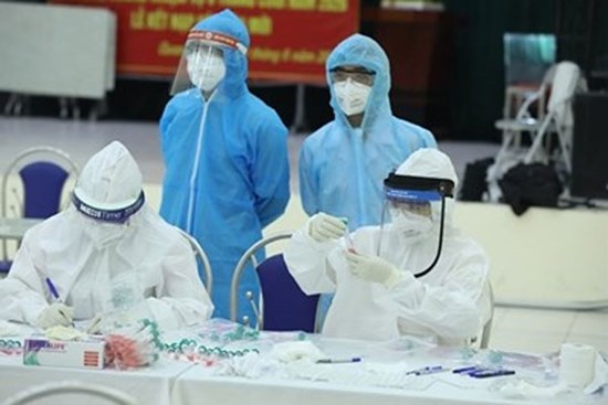 Thêm 4.892 ca mắc Covid-19