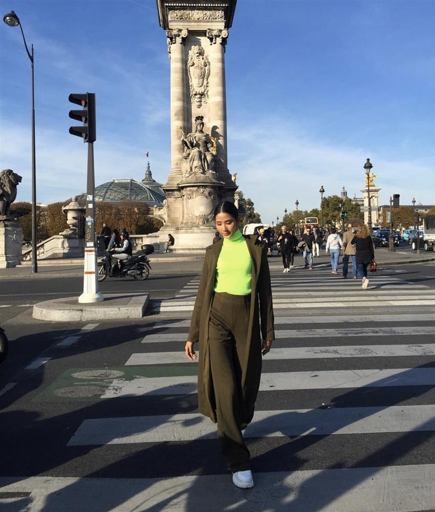 Dù ai nói ngả nói nghiêng, Hoàng Thùy mix đồ đông vẫn đỉnh chóp-4