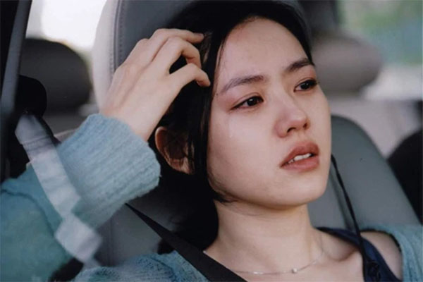 Đêm tân hôn, vợ hẹn gặp người yêu cũ, hôm sau về nhà cô ấy giải thích bằng đúng 1 câu-2