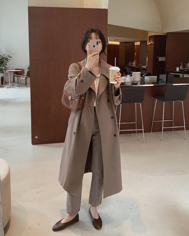 13 cách diện đồ chuẩn nhất cho ngày mưa lạnh: Gọn gàng, chỉn chu và đủ ấm-12