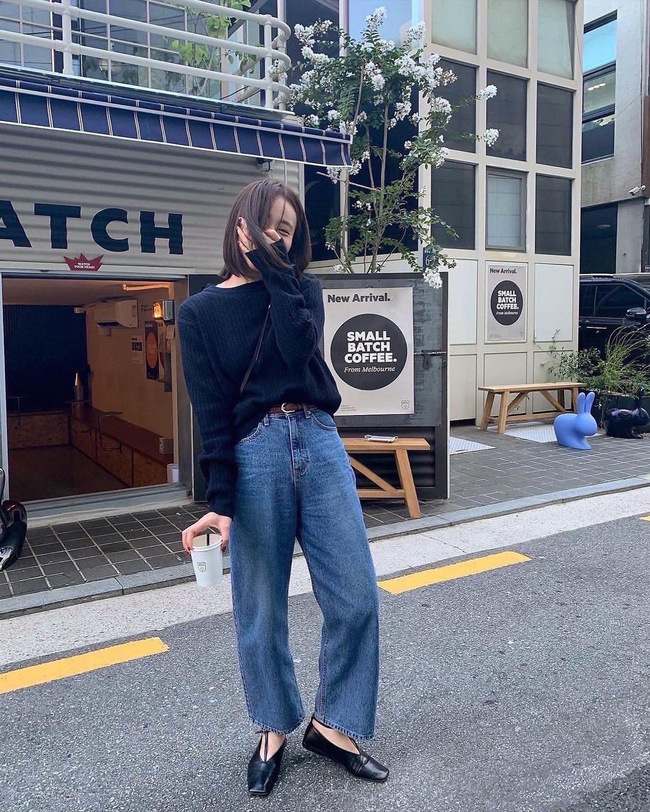 13 cách diện đồ chuẩn nhất cho ngày mưa lạnh: Gọn gàng, chỉn chu và đủ ấm-5