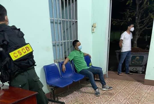 Vụ chồng vác xẻng đánh tử vong đồng nghiệp của vợ vì ghen tuông: Ớn lạnh nụ cười sau khi gây án-2