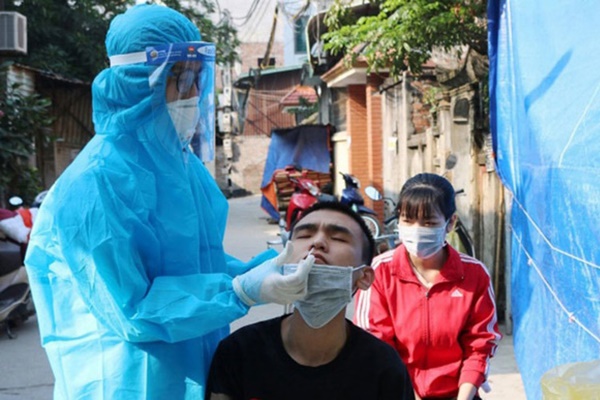 Ngày 30/10, có thêm 5.227 ca COVID-19 mới; Hà Nội chuẩn bị đón học sinh trở lại-1
