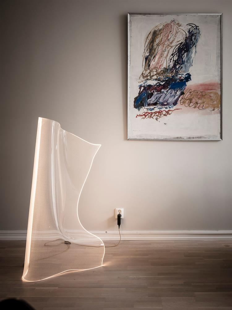 Khung cửa sổ hình vòm độc đáo cho căn hộ nhỏ trở nên sáng sủa và sang trọng-5