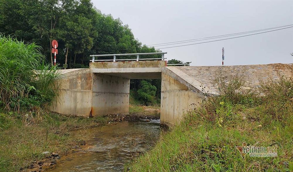 Thủy Tiên từ thiện xây cầu ở Thanh Chương, vốn làm thấp hơn giá thầu?-3