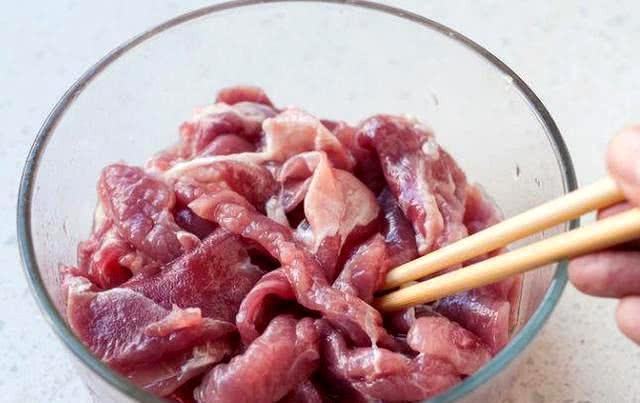 Thêm thứ nước đặc biệt này, thịt bò xào mềm tơi, thơm phức ngon bất bại-2