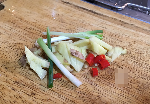 Món ghẹ xào siêu ngon, đậm vị ngọt, thích hợp cho những ngày se lạnh sum họp gia đình cuối tuần-8