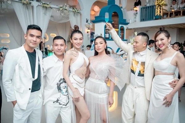 Diệp Lâm Anh - Quỳnh Thư: Chị em tương tàn từng tỏ rõ thái độ khi đọ body, có điểm chung nhan sắc ai cũng nhận ra-3