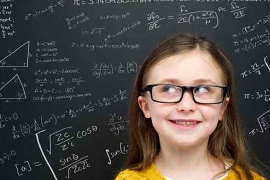 Muốn con mình sau này trở nên xuất sắc, có 4 điều cha phải đích thân làm với con, đừng làm thay mẹ