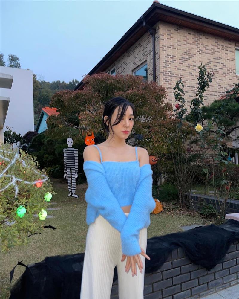 Sao Hàn 30+ rất chăm diện 5 items này để trông trẻ trung hơn tuổi-1