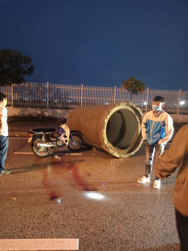 Ngổn ngang hiện trường vụ tai nạn khiến cặp vợ chồng sắp cưới tử vong cùng đứa con trong bụng ở Thái Nguyên-2