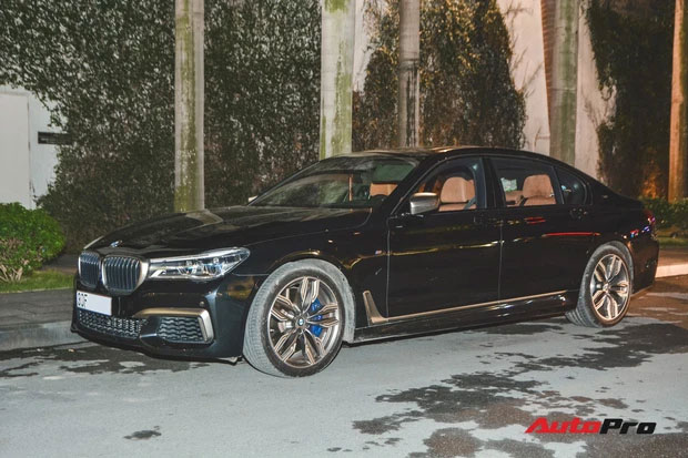 Rửa mắt” với BST siêu xe của gia đình bầu Hiển được cậu cả” - Phó Tổng SHB tiết lộ: Tính vội cũng gần 200 tỷ!-7