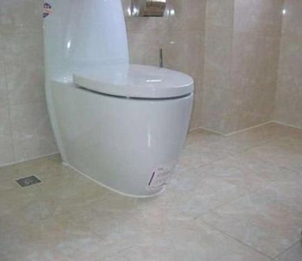 Keo silicon bị mốc và đen? Mách bạn cách sử dụng giấm trắng để dễ dàng loại bỏ vi khuẩn và vết bẩn-4