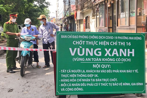 Hàng loạt F0 cộng đồng, Hà Nội nâng cấp độ dịch từ xanh lên vàng, đặc biệt có 2 địa phương cấp độ 3-1