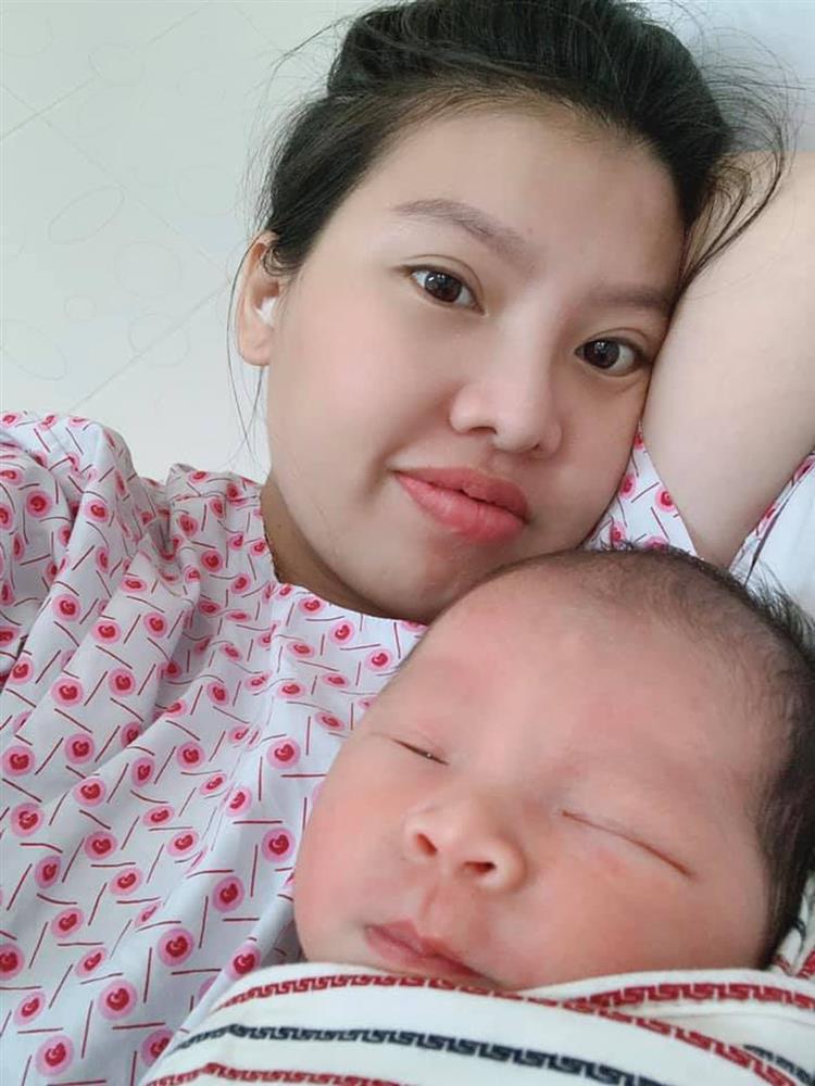 Cuộc sống hiện tại của Phượng Thị Nở”: Chồng mới yêu chiều nhưng phải giấu mặt vì 1 lý do-10