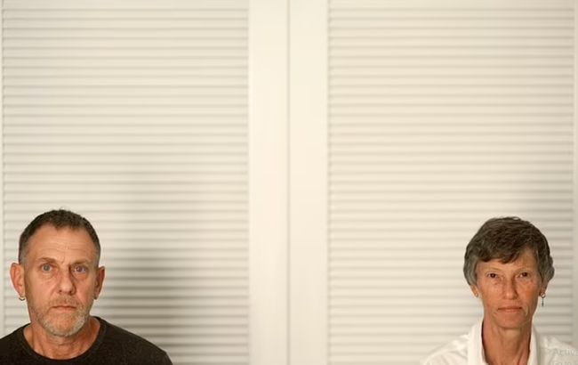 Cắn răng sống chung 30 năm, không ngờ cả 2 vợ chồng đều có bí mật riêng và màn đồng tâm tự lột mặt nạ của nhau-4