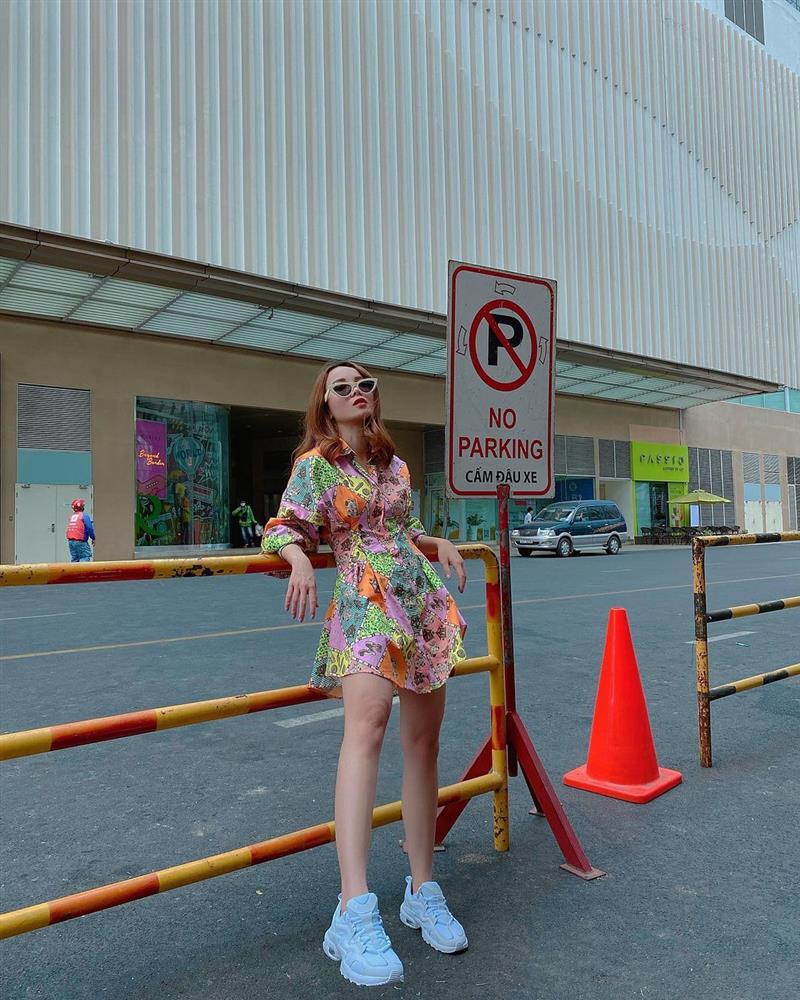 Đi giày bệt, mỹ nhân Việt sẽ diện 4 công thức này để vóc dáng thật cao ráo-2