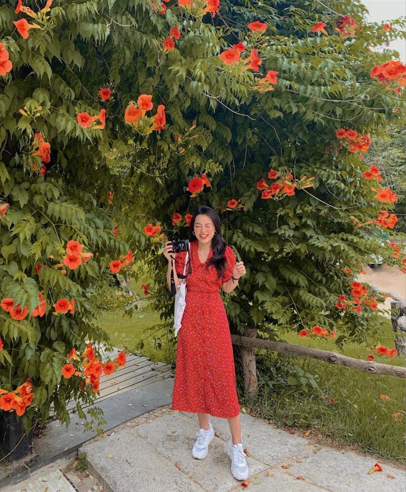 Đi giày bệt, mỹ nhân Việt sẽ diện 4 công thức này để vóc dáng thật cao ráo-15