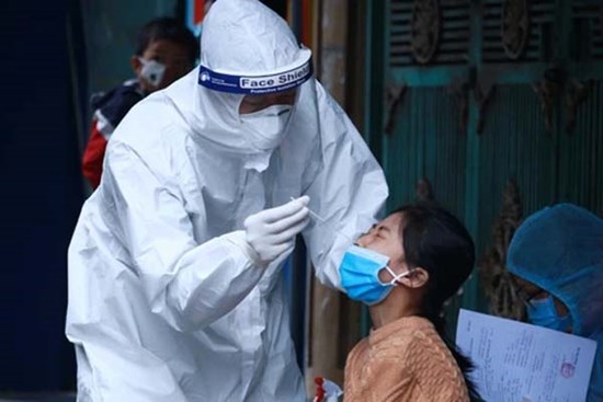 KHẨN: Hà Nội tìm người đến hàng loạt địa điểm, có cả quán ăn, cà phê ở quận Ba Đình liên quan Covid-19