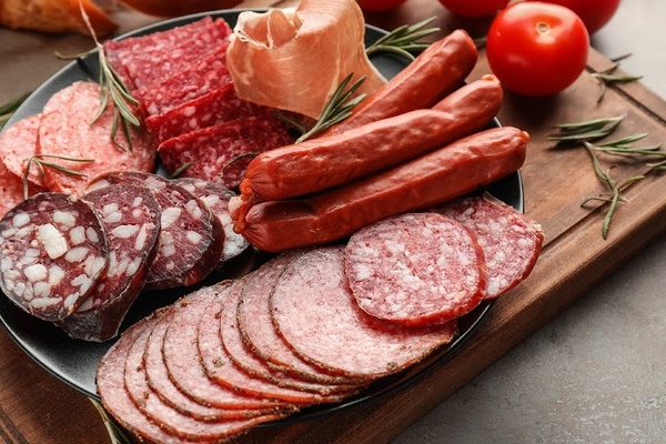 Chuyên gia cảnh báo kiểu dùng đũa khiến miệng ăn toàn vi khuẩn, về lâu dài còn bị ung thư nhưng gia đình nào cũng mắc-5