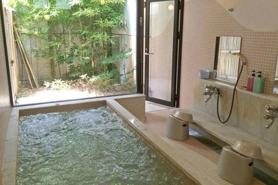 Người Nhật không bao giờ đặt toilet chung với nhà tắm: 3 lý do phía sau khiến cả thế giới bái phục, hiểu luôn vì sao họ lại sống thọ bậc nhất