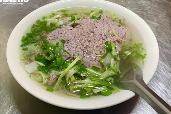 Giá xăng và gas lên cao, hàng ăn đồng loạt tăng giá-5