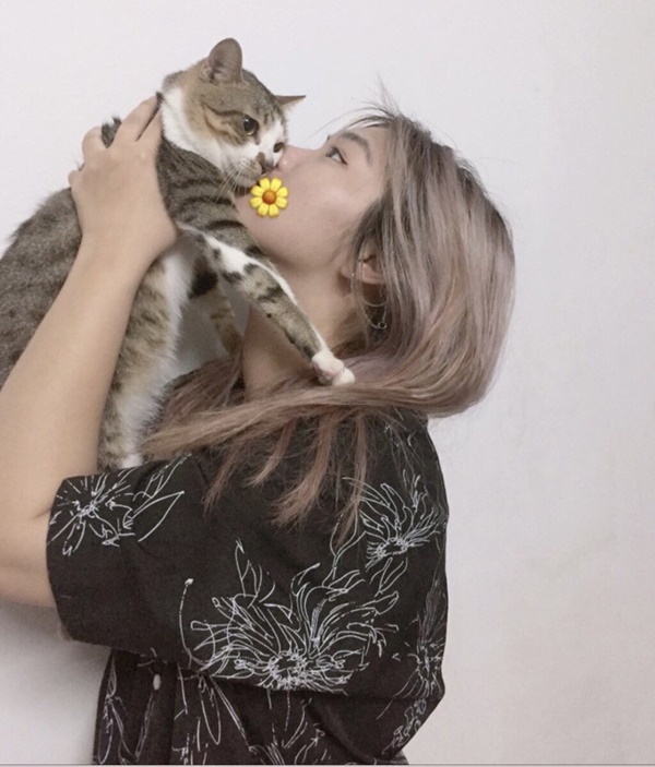 Có vô số điều khó hiểu mà chỉ những người xem chó mèo là con cái mới có thể làm được!-6