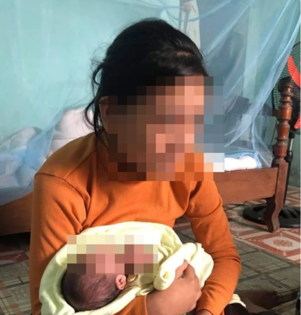 Vụ bé gái 15 tuổi nghi bị xâm hại dẫn đến sinh con: Nhiều gia đình thanh niên trong xã tới xin đưa cháu bé đi xét nghiệm ADN-2