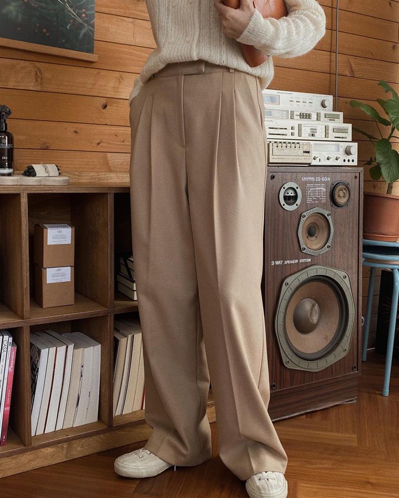 Áo len mặc với kiểu quần nào là đẹp nhất? 5 gợi ý từ gái Hàn sẽ giúp style của bạn đột phá-16