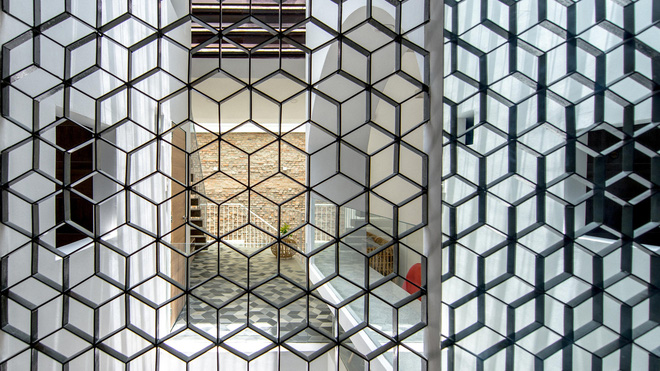 Rũ bỏ thiết kế lối mòn, đưa khoảng sân ra phía sau, đây là ngôi nhà Việt tiêu tốn quá nhiều chất xám cho phần thiết kế-22