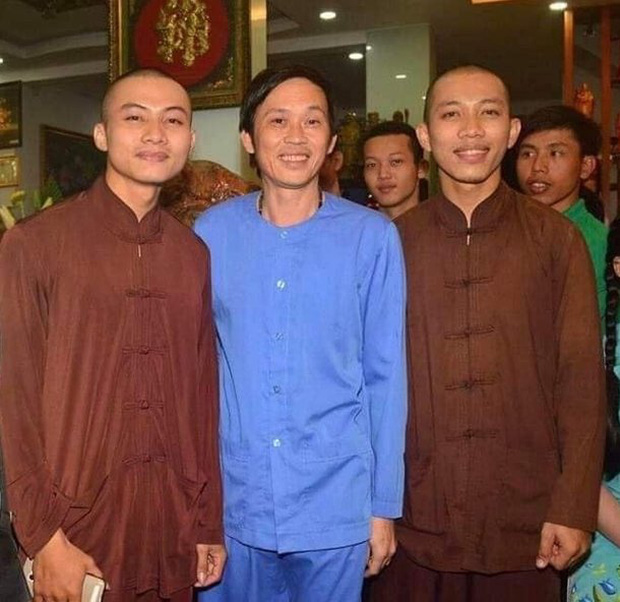 Xôn xao loạt ảnh Hoài Linh, Đàm Vĩnh Hưng bên cạnh sư thầy Tịnh thất Bồng Lai-4