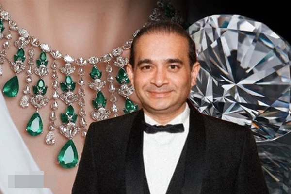 Viên kim cương tuyệt phẩm 300 tuổi mang tên Hy vọng nhưng bị nguyền rủa, liên quan đến vị Hoàng hậu xinh đẹp bị máy chém chặt đầu-12