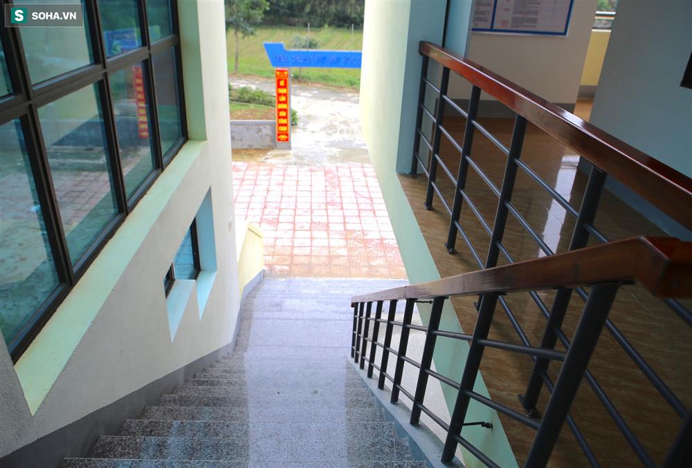 Cận cảnh những căn nhà tránh lũ tiền tỷ do đoàn ca sỹ Thủy Tiên từ thiện ở Hà Tĩnh-5