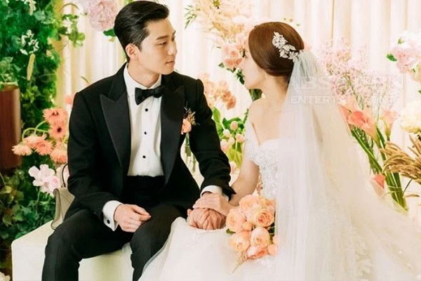 Bị chú rể hắt hủi do đặc điểm khó coi trên thân thể, cô dâu có màn lột xác ngoạn mục và pha xử lý tiểu tam cực đỉnh!-7