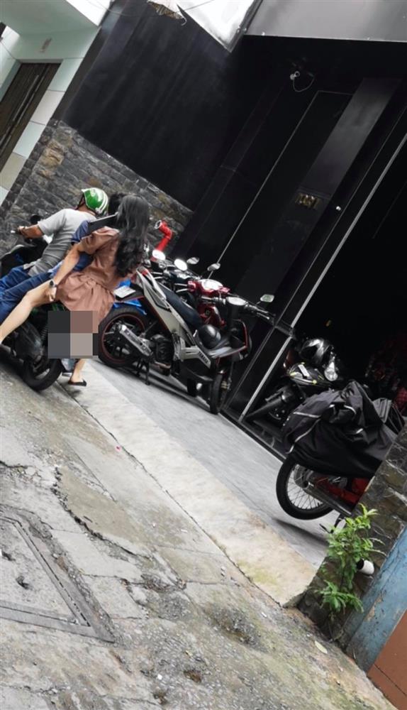 Diễn biến tiếp vụ hot girl bị đánh ghen hội đồng: Chân tướng phẫn nộ đằng sau và chiêu xử lý tiểu tam triệt để của cô vợ-5