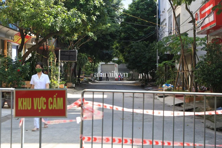 Hà Nội: 24 người đến bệnh viện đòi xét nghiệm, phát hiện 7 ca dương tính ở quán massage-1