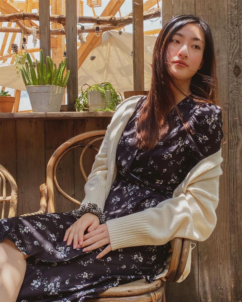 Chỉ cần sắm đúng 5 kiểu áo khoác như sao Việt, chị em sẽ mặc đẹp nguyên mùa lạnh-13