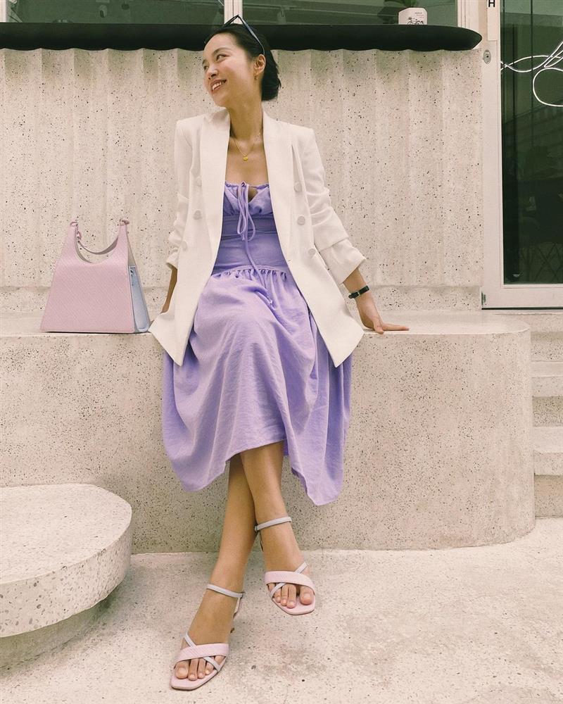 Chỉ cần sắm đúng 5 kiểu áo khoác như sao Việt, chị em sẽ mặc đẹp nguyên mùa lạnh-2