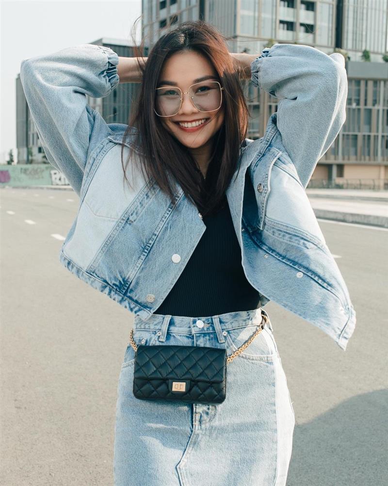 Chỉ cần sắm đúng 5 kiểu áo khoác như sao Việt, chị em sẽ mặc đẹp nguyên mùa lạnh-9