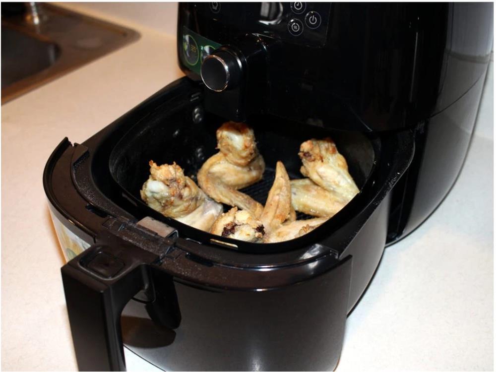 9 sai lầm khi sử dụng nồi chiên không dầu bạn phải tránh ngay lập tức-3