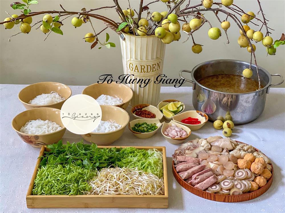 Nghỉ dịch trổ tài nấu nướng, mẹ đảm Hà Nội khoe loạt món ăn hấp dẫn hơn cả ngoài hàng, nhìn là muốn ăn ngay-8