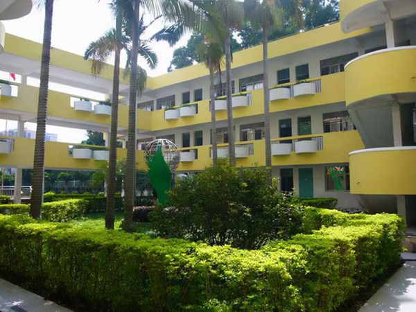 Thầy chủ nhiệm xâm hại tình dục 18 bé gái tiểu học bị kết án tử hình, nghe lời khai của các bạn cùng lớp phụ huynh chỉ biết khóc nghẹn-2