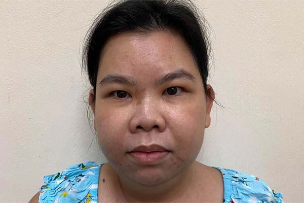 Hà Nội: Cách ly y tế tạm thời toà R6A Royal City liên quan 2 vợ chồng mắc COVID-19 bán hàng tại chợ Ninh Hiệp-2