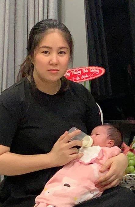 Giảm 30kg ngoạn mục sau sinh, Lê Phương khoe eo bé tí-1