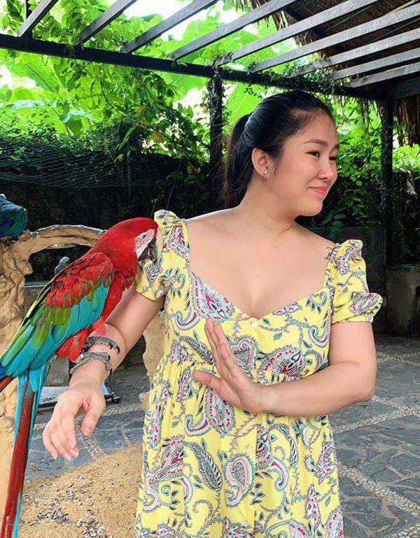 Giảm 30kg ngoạn mục sau sinh, Lê Phương khoe eo bé tí-2